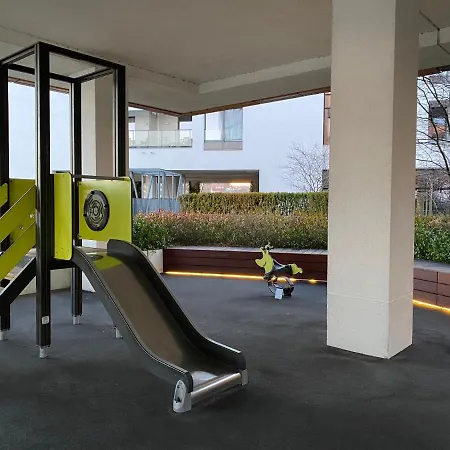 Flatbook - Center Brabank With Parking Lejlighed