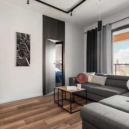 Apartment Flatbook - Center Brabank With Parking *