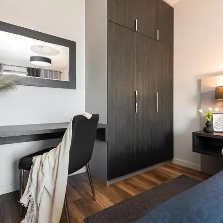 Apartment Flatbook - Center Brabank With Parking Danzig