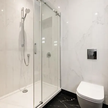 Flatbook - Center Brabank With Parking Danzig