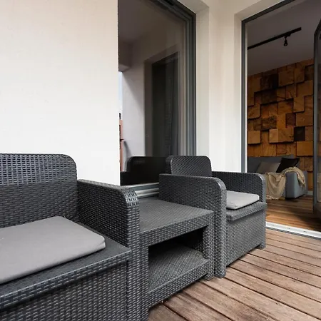 Apartment Flatbook - Center Brabank With Parking