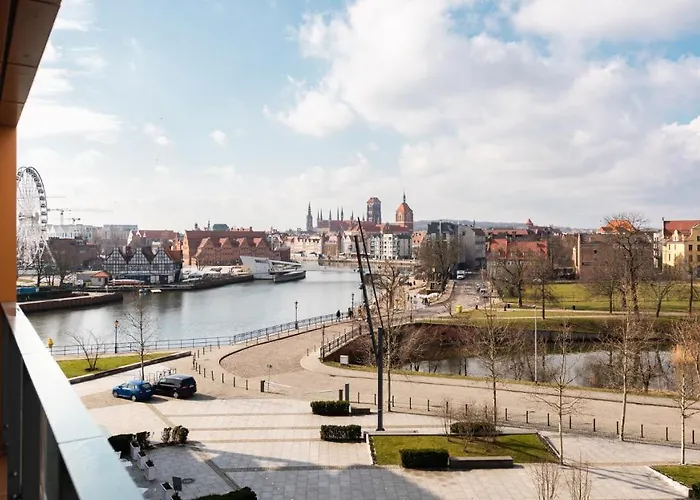 Flatbook - Center Brabank With Parking