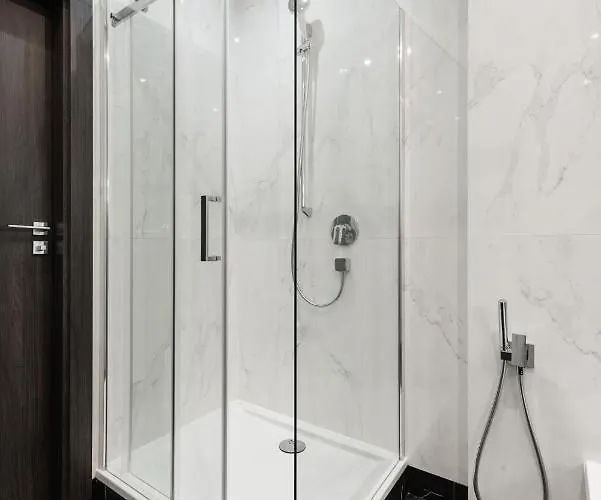 아파트 Flatbook - Center Brabank With Parking 그단스크