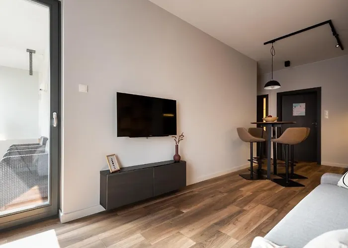 Flatbook - Center Brabank With Parking *